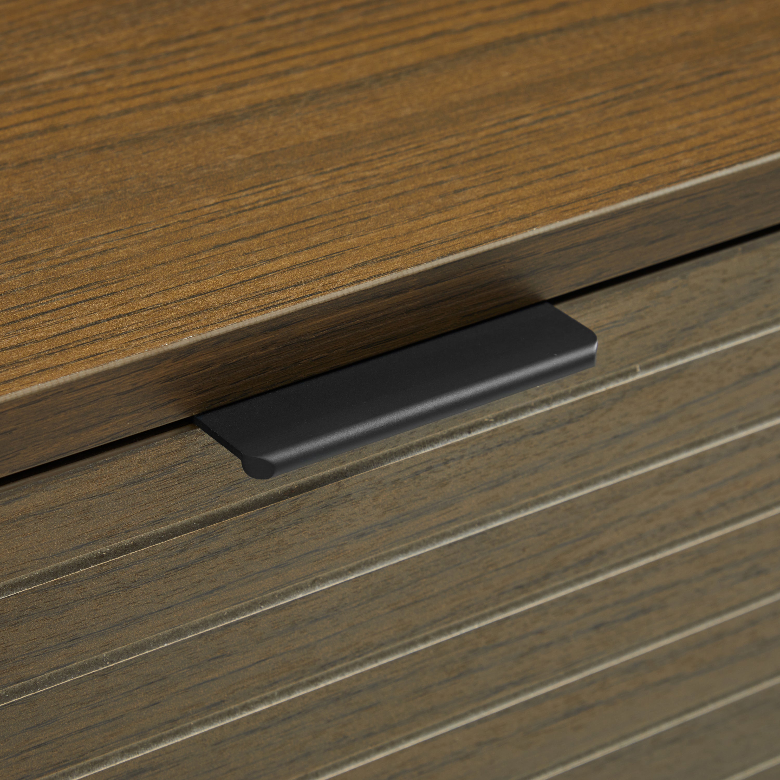 by fonQ Tier Dressoir - Smoked Oak