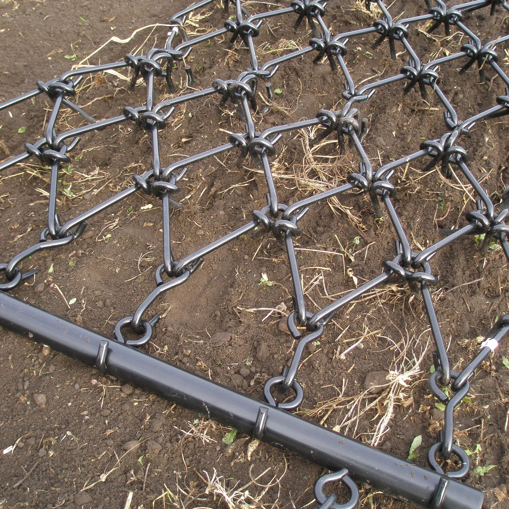 Field Tuff 4'x4' Steel Drag Rake Field Leveling Harrow with 1/2" Teeth - Image 2