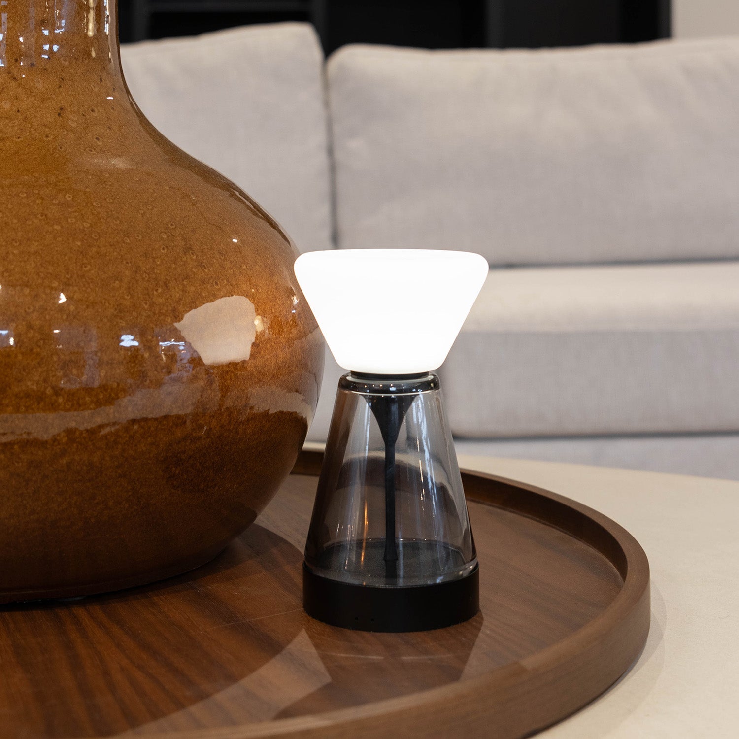 Atmooz Kanab Tafellamp – Ø10 cm – Zwart – 18cm – Oplaadbaar – USB-C