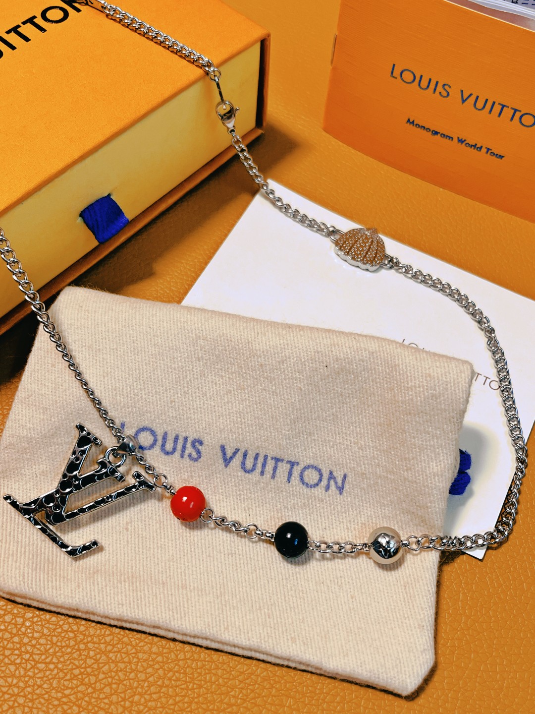 Louis Vuitton LV x YK Monogram Mens Necklace - Original Replica Club