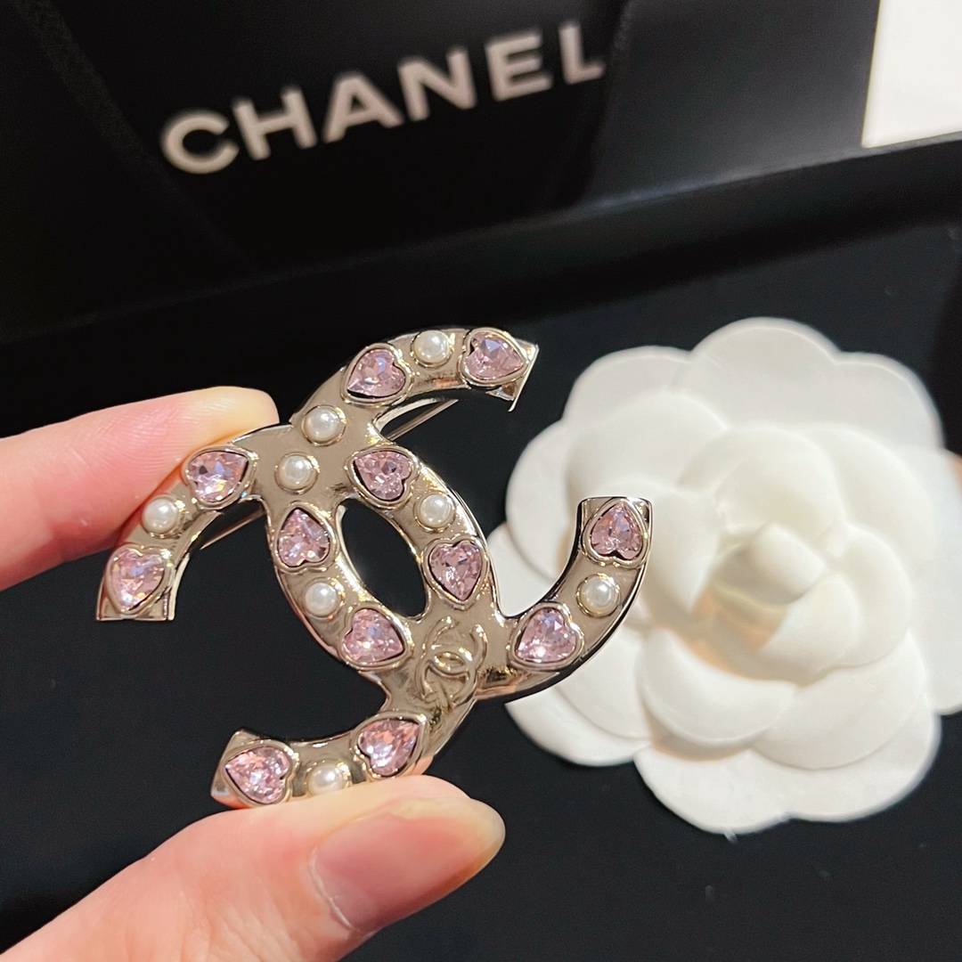 Chanel Pink Heart Diamond Paved CC Brooch - Original Replica Club