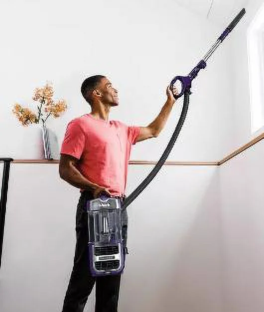 Shark ZD201 Lift - Away Upright Vacuum with Powerfin Roller - NEW IN Box!