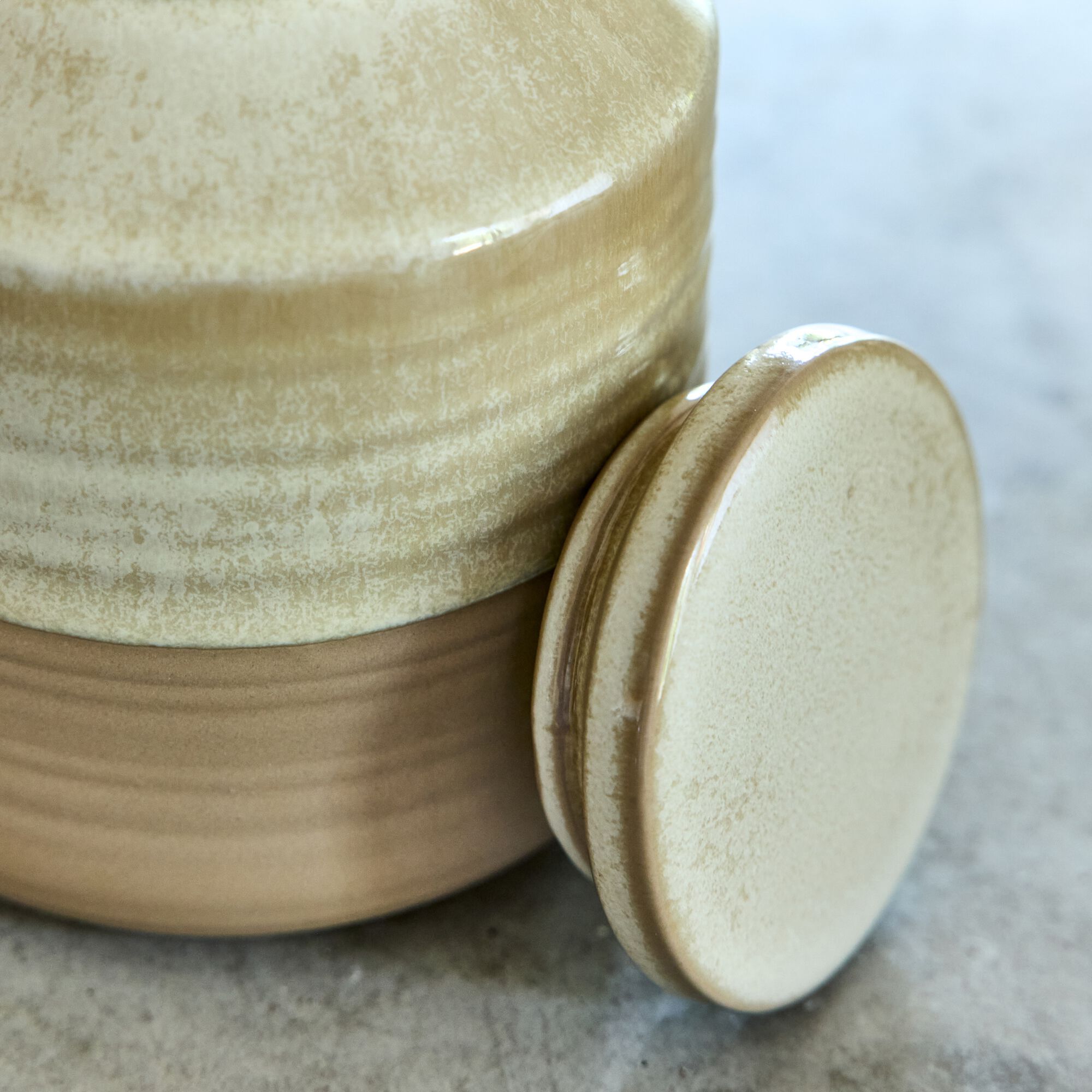 BOCARA - Bocal avec couvercle 0,75L en grès - beige