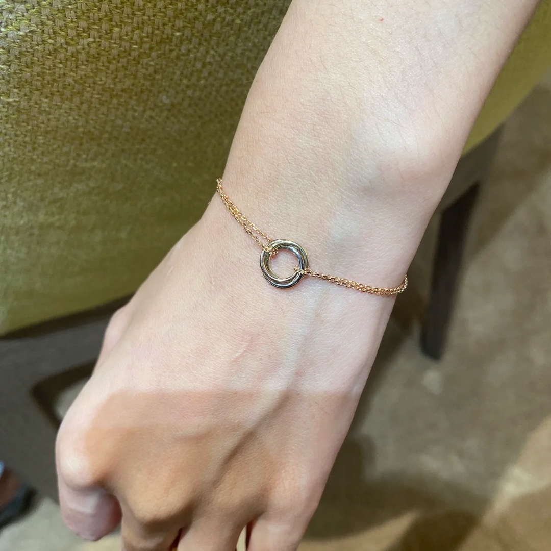 Cartier No Diamond Trinity Chain Bracelet - Original Replica Club