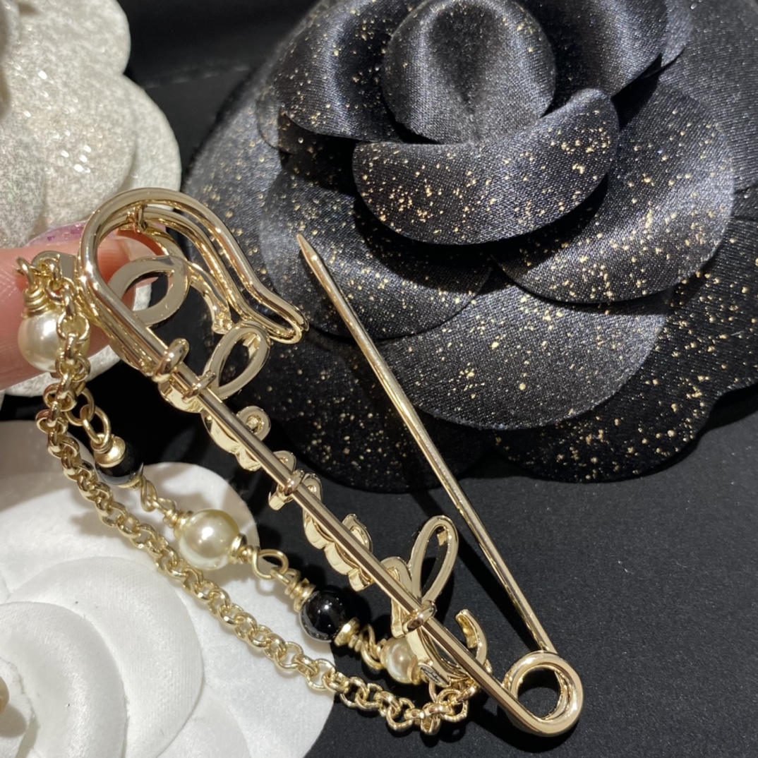 Chanel Pearl and Chain Pin Brooch - Original Replica Club