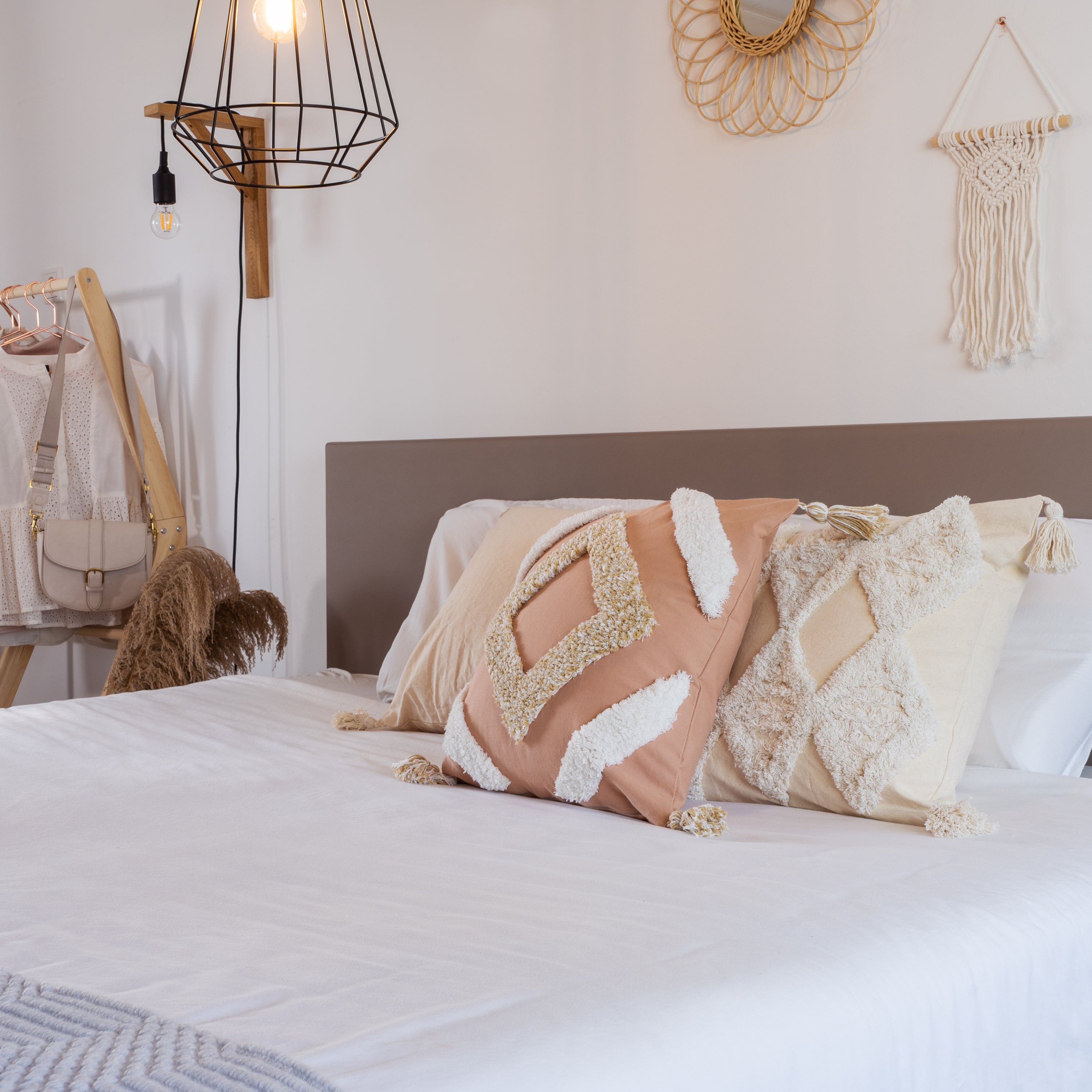 QUVIO Kussenhoes met ruit patroon en franjes, 45 x 45cm - Wit