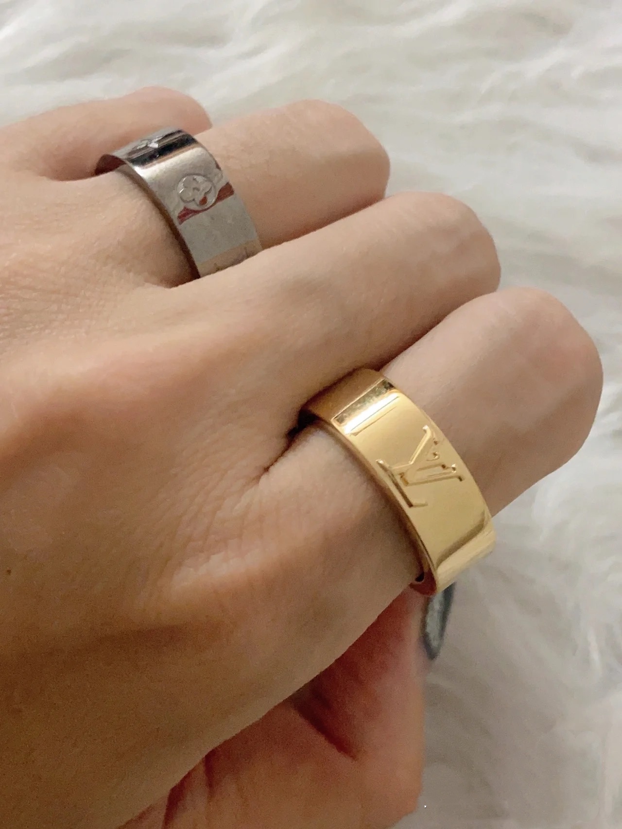 Louis Vuitton Unisex Wide Band Couple Ring - Original Replica Club
