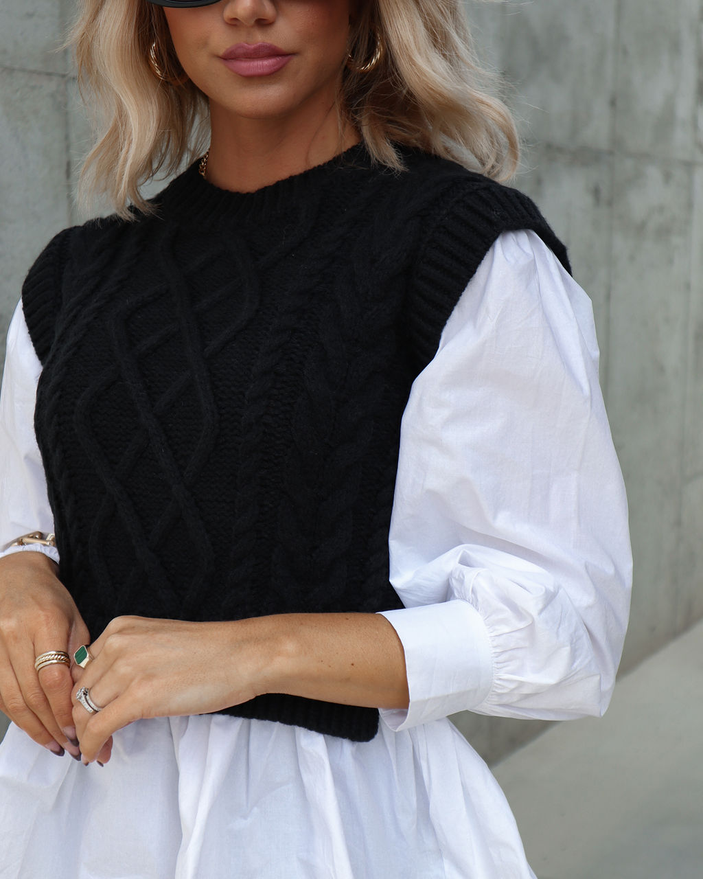 Carmine Contrast Knit Top - Black - Se7enfashion