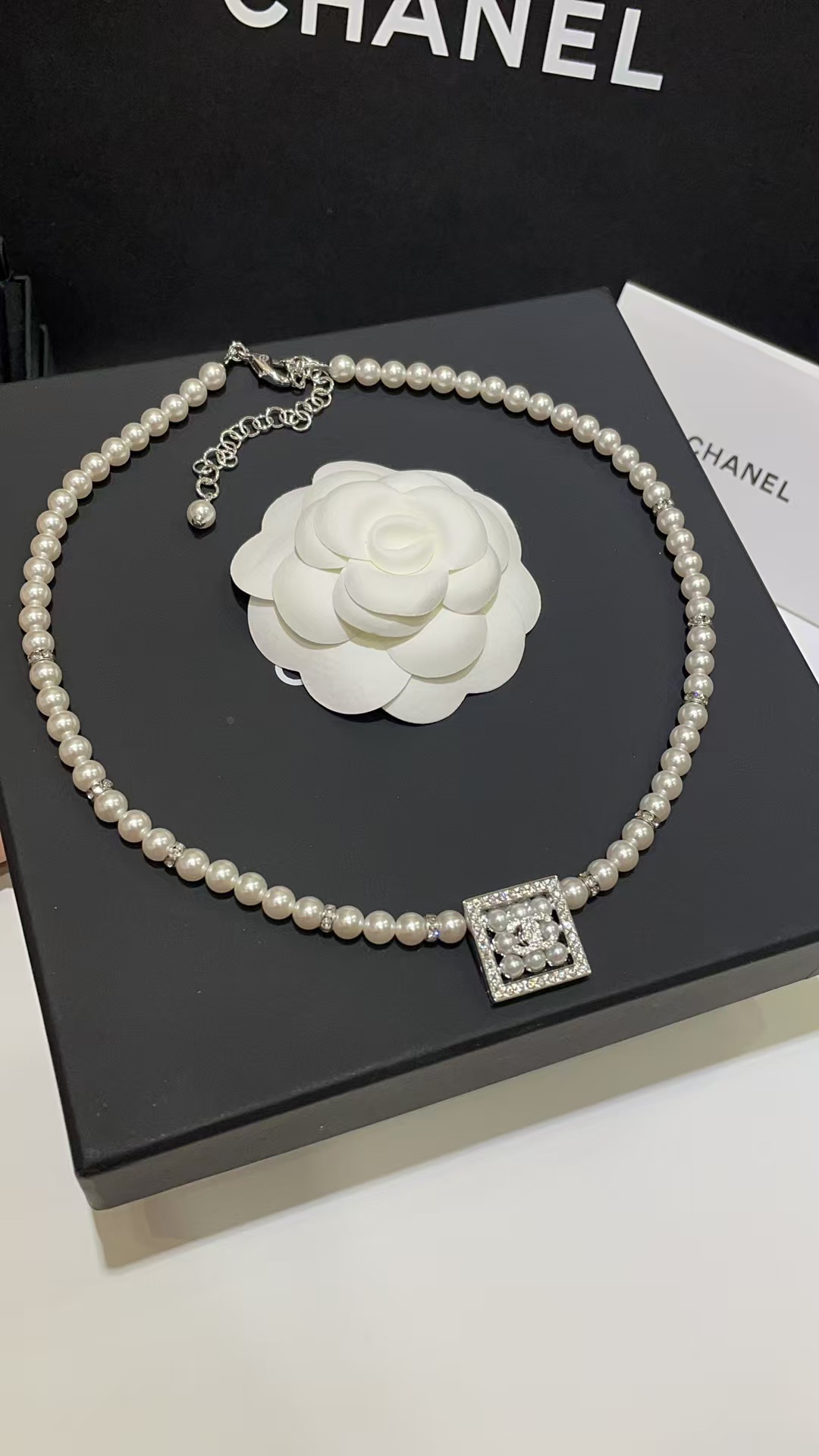 Chanel Square Pendant Pearl Necklace - Original Replica Club
