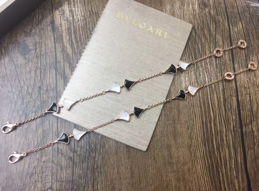 Bvlgari Divas' Dream Bracelet - Original Replica Club