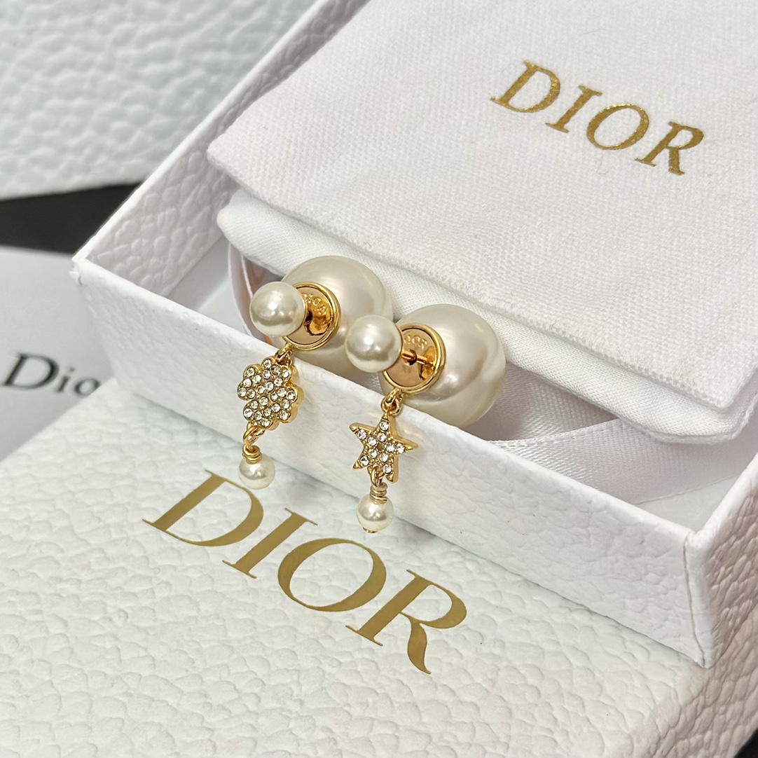 Dior Asymmetric Star Clover Dangle Pearl Earrings - Original Replica Club