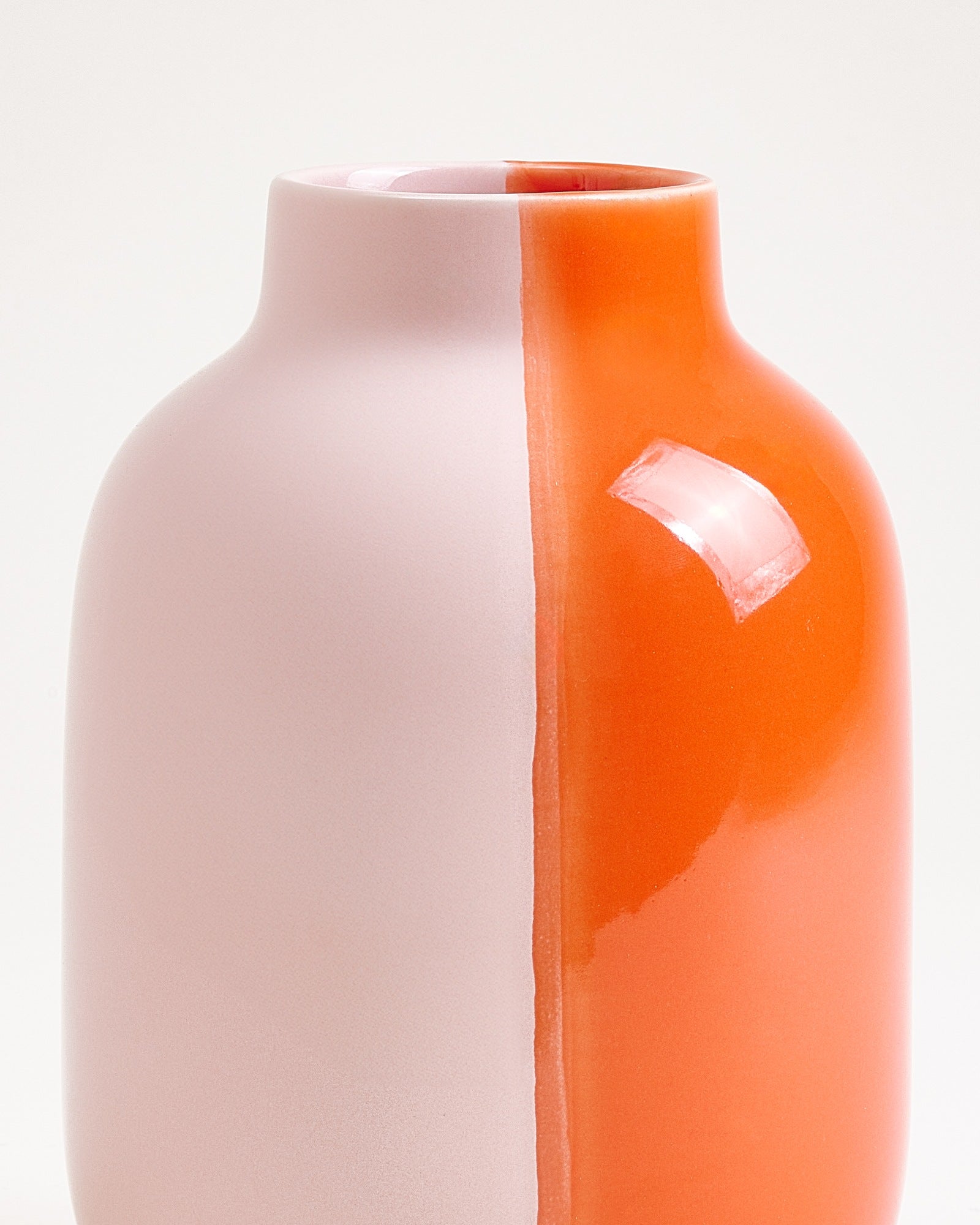 Nuno Vase M half coral rosé