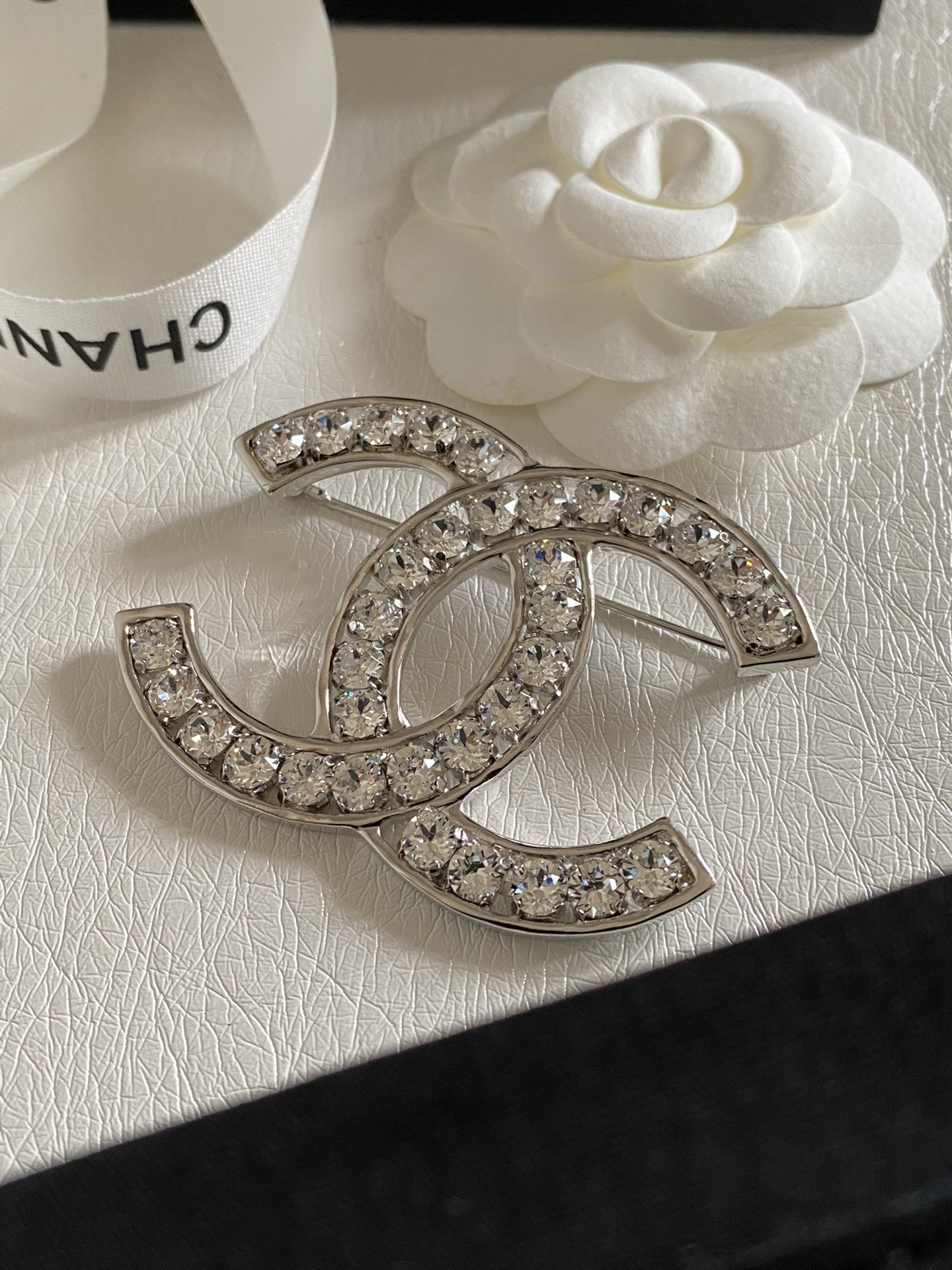 Chanel Prong Diamond Brooch - Original Replica Club