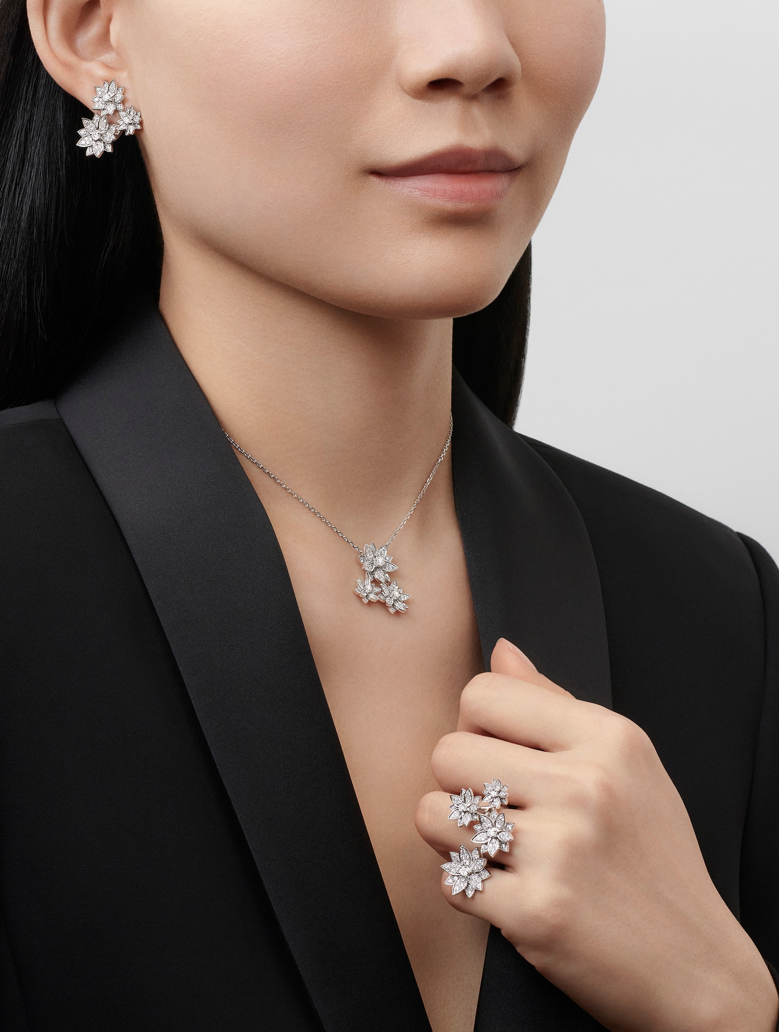 Replicate Lotus pendant, 3 flowers(1:1 replica) - Original Replica Club