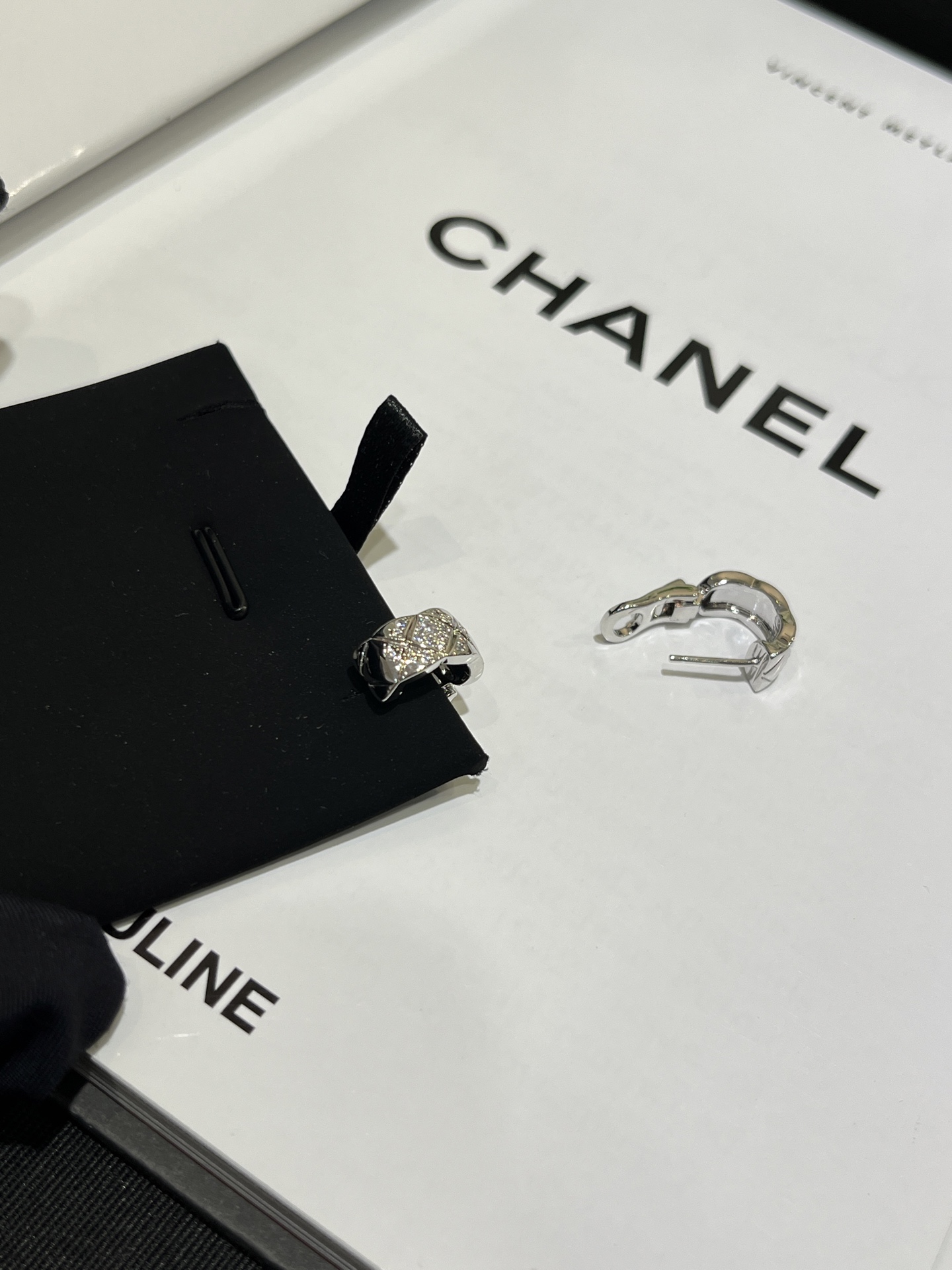 Chanel Coco Crush Hoop Stud Earrings - Original Replica Club