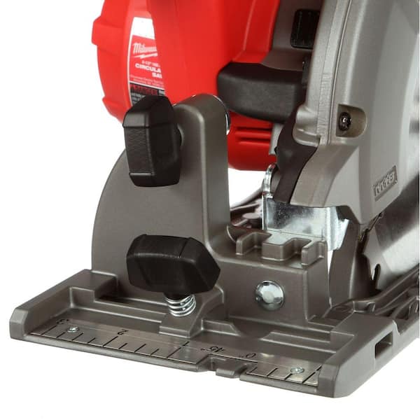 M18 FUEL 18V Lithium-Ion Brushless Cordless 6-1/2 in. Circular Saw W/ M18 5.0 Ah Battery - Image 7