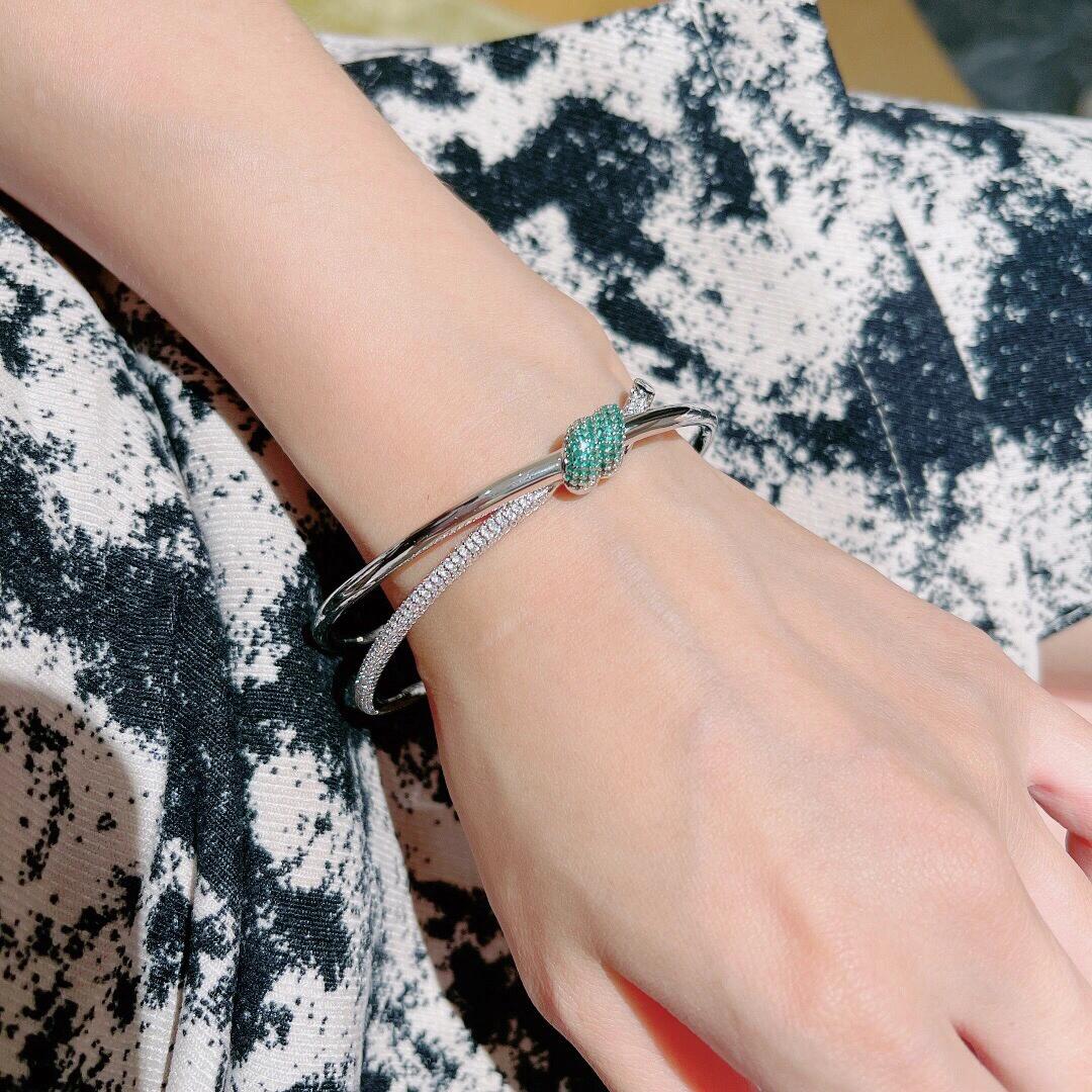 Tiffany Green Diamond Knot Bangle Bracelet - Original Replica Club