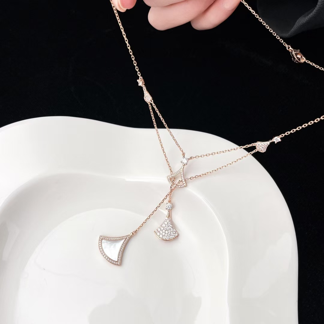 Bvlgari Divas' Dream Necklace - Original Replica Club