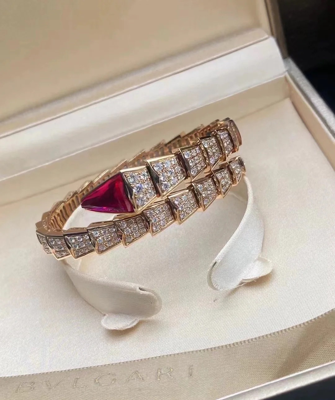 Dupe Bvlgari Serpenti Viper Bracelet in Rose Gold with Diamond and Rubellite - Original Replica Club