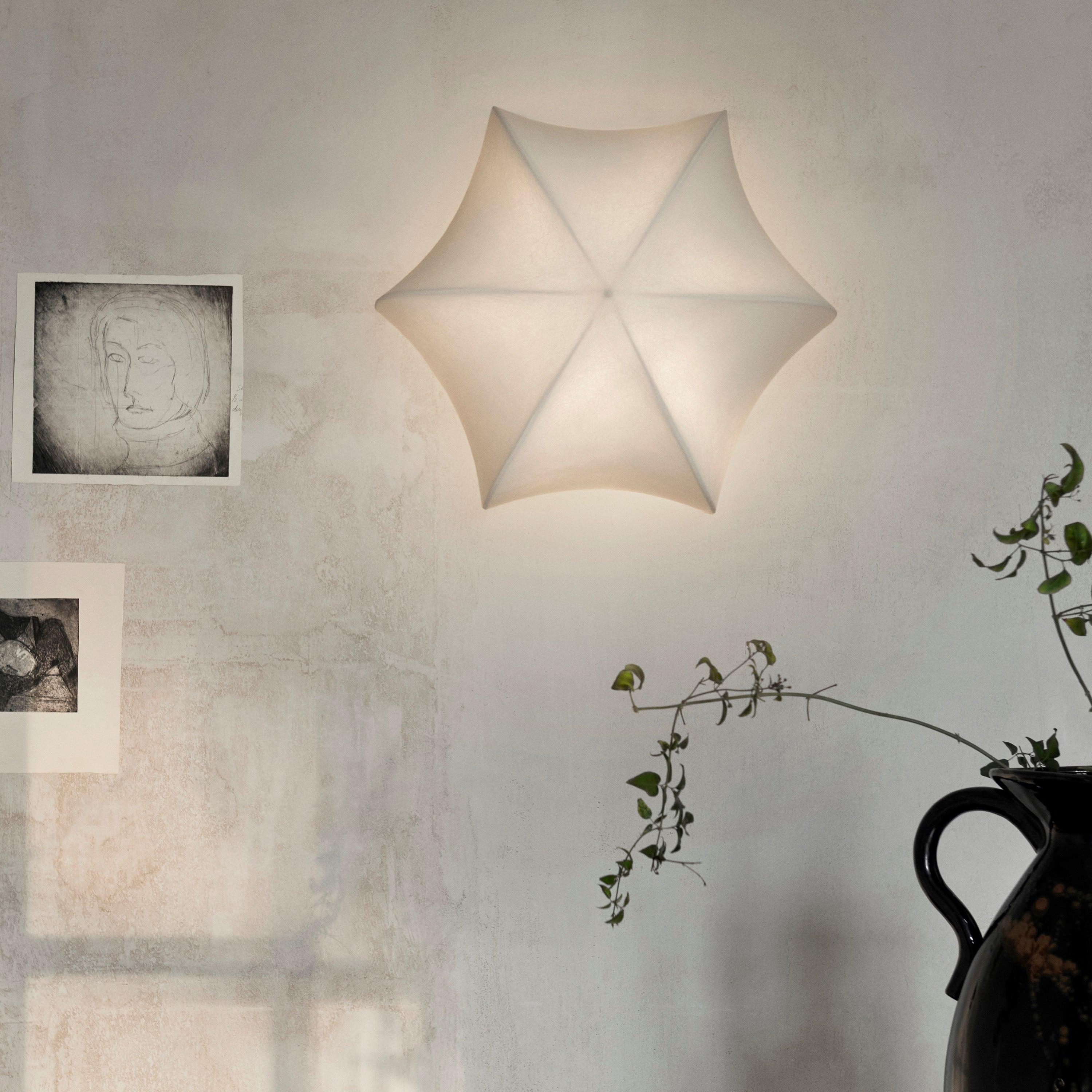 Ferm Living Poem Wandlamp Ø60 - White/Cashmere