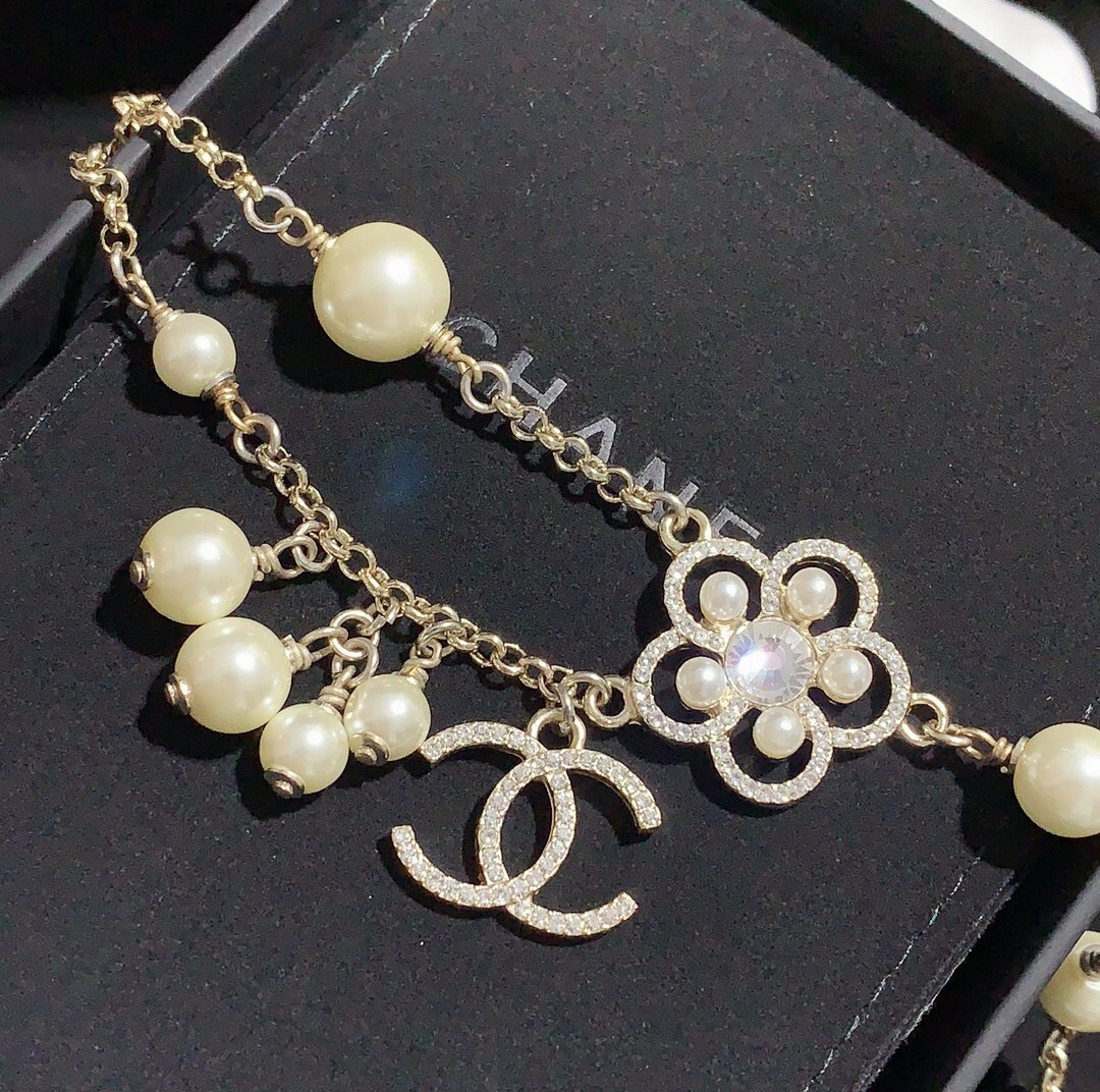 Chanel Pearl Flower Chain Bracelet - Original Replica Club