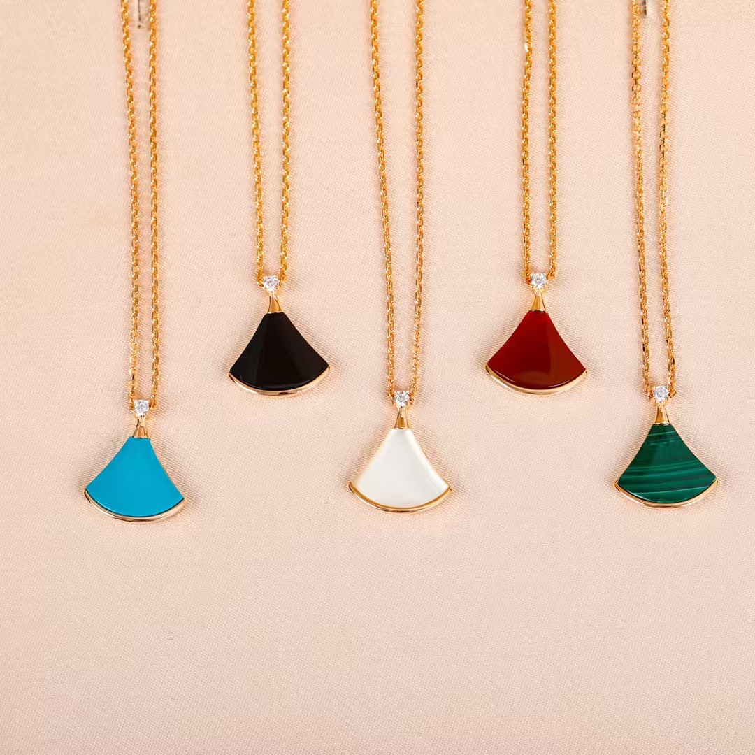 Bvlgari Divas' Dream Necklace - Original Replica Club