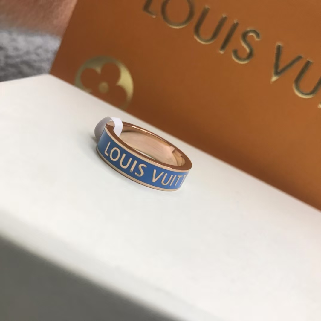 Louis Vuitton Letters Pattern Ring - Original Replica Club