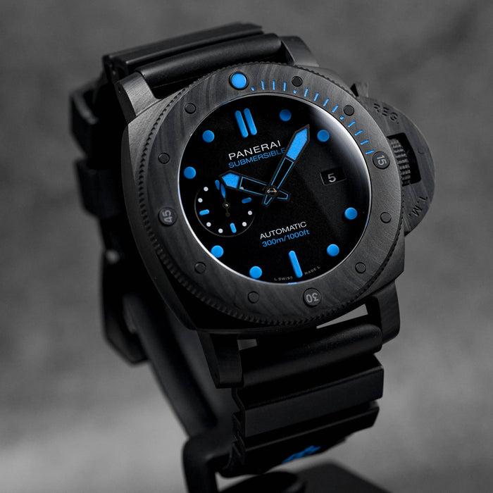 Superclone PANERAI LUMINOR SUBMERSIBLE 47MM CARBOTECH BLACK DIAL PAM 1616