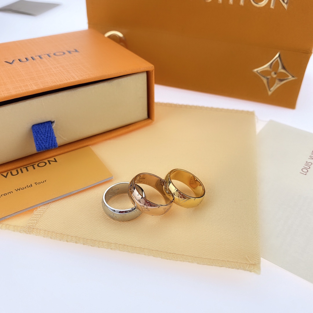 Louis Vuitton Monogram Men's Board Ring - Original Replica Club