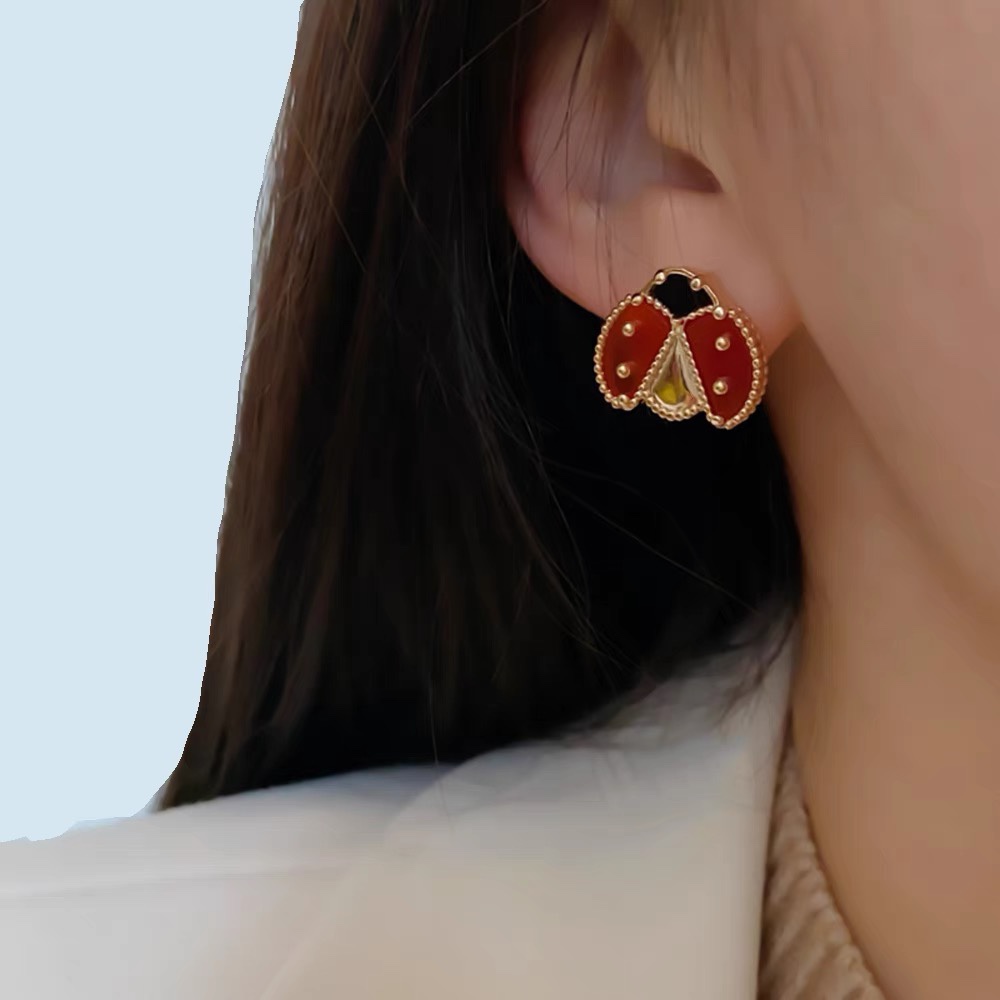VCA Lucky Spring Ladybug Earrings - Original Replica Club