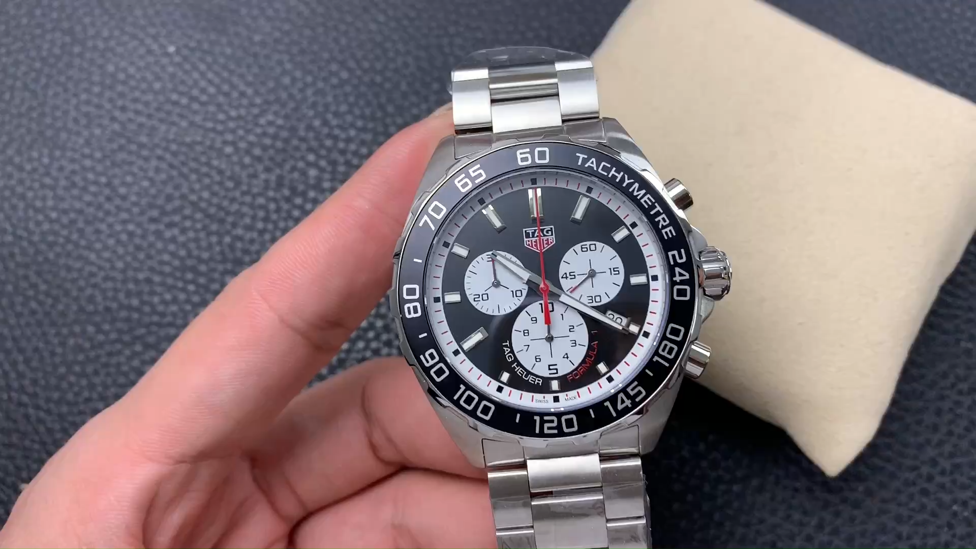 Tag Heuer Formula 1 Chronograph Black Dial CAZ101E.BA0842 Quartz 43mm