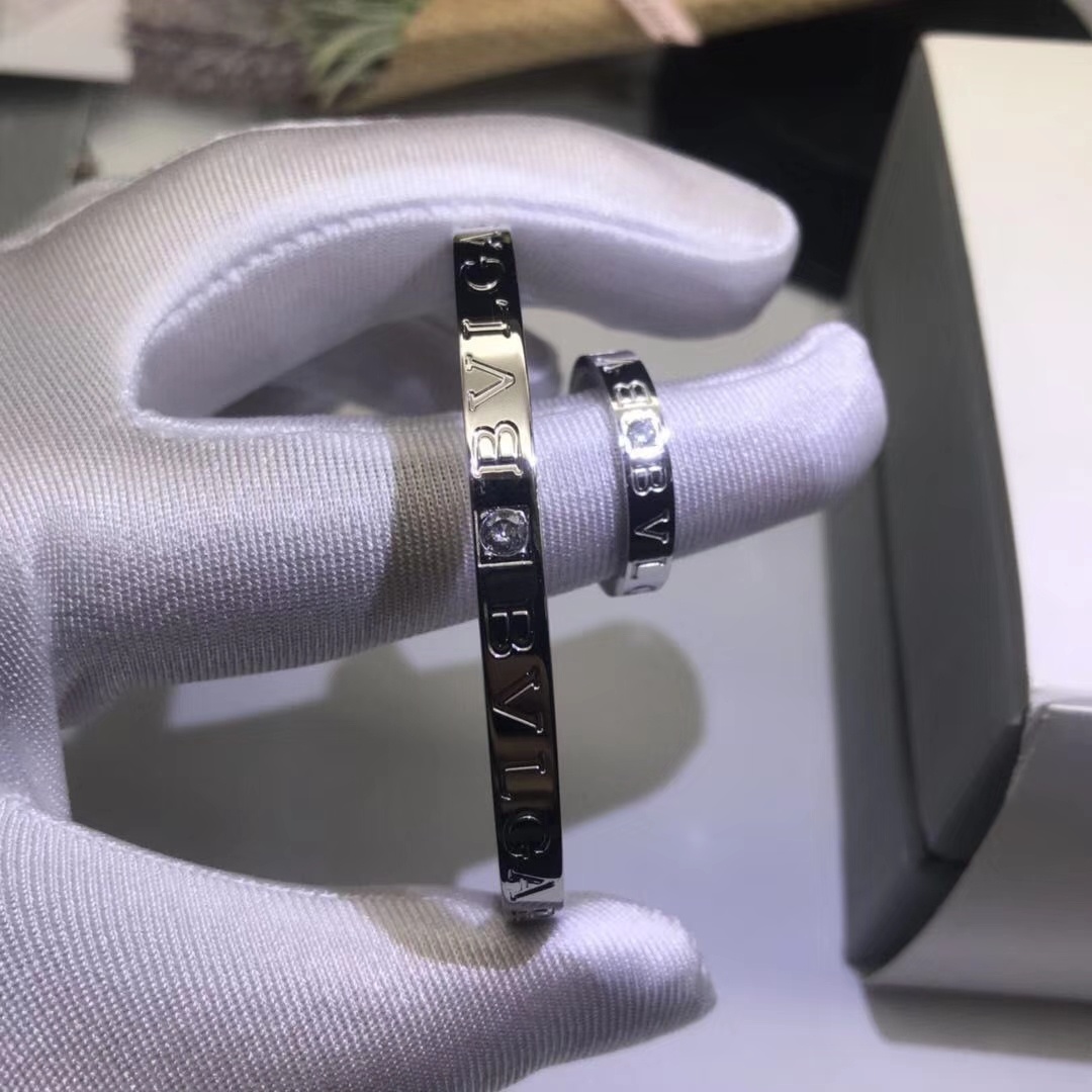 Dupe Bvlgari B.zero1 Ring with Debossed Monogram - Original Replica Club