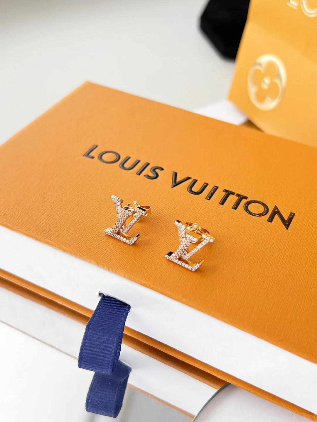 Louis Vuitton Diamond LV Letter Earrings - Original Replica Club
