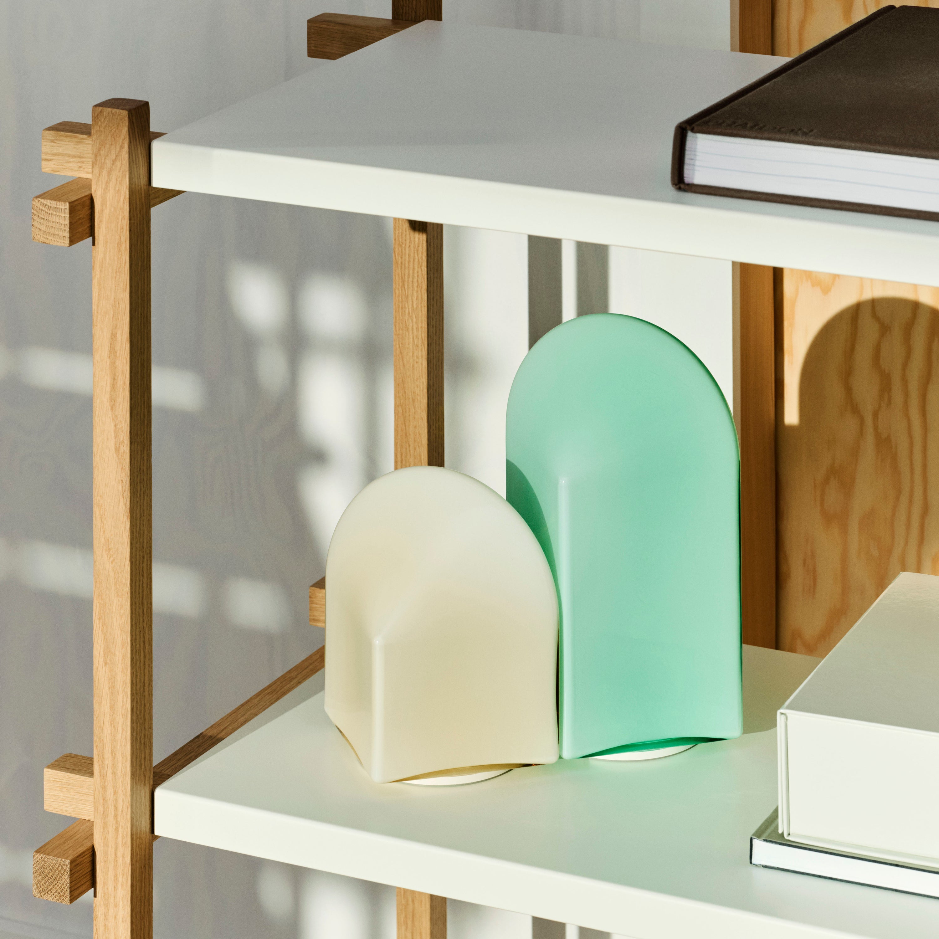 HAY Parade Draagbare Tafellamp H 16 cm - Shell White