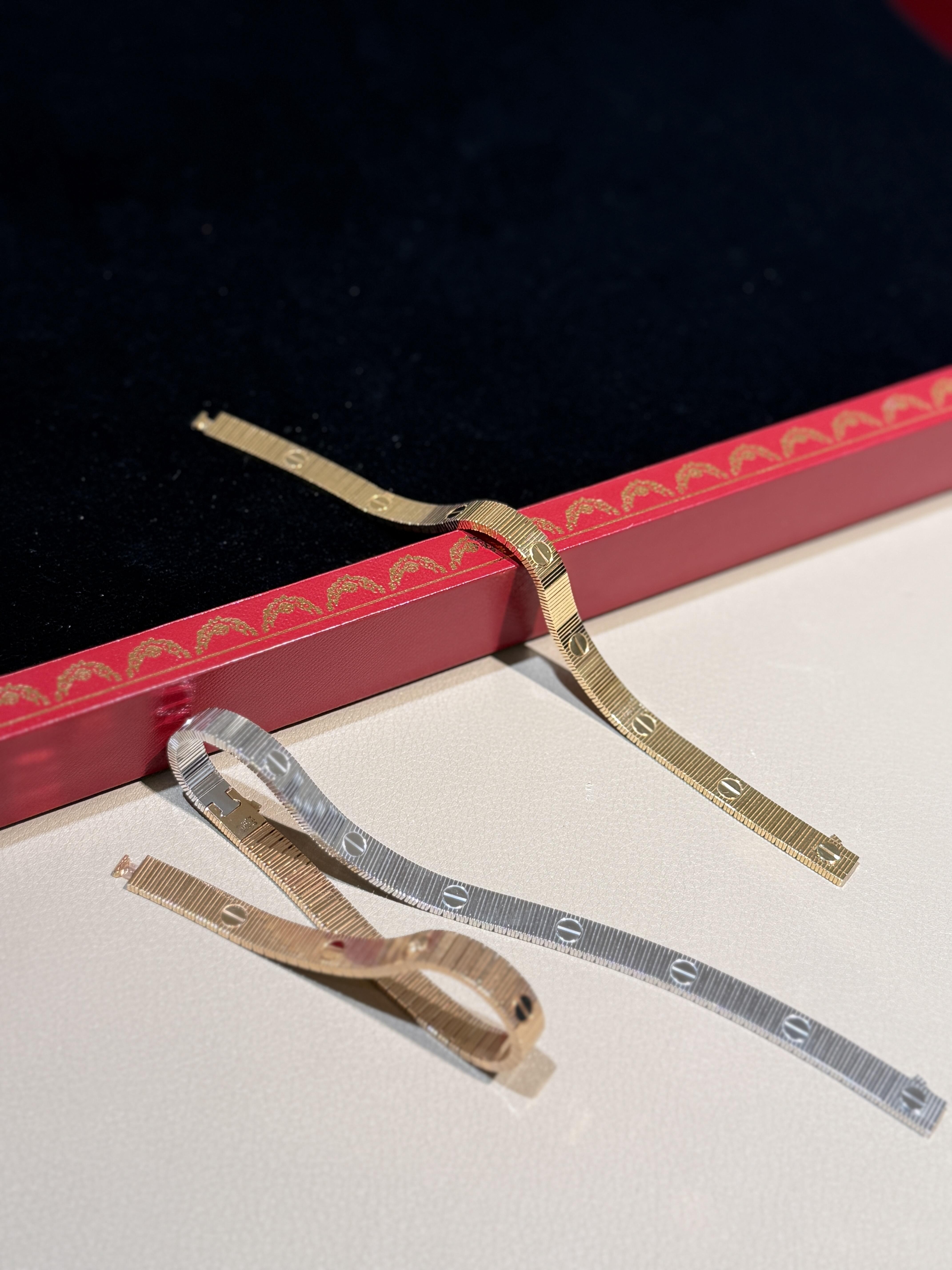 Cartier Love Unlimited Bracelet - Original Replica Club