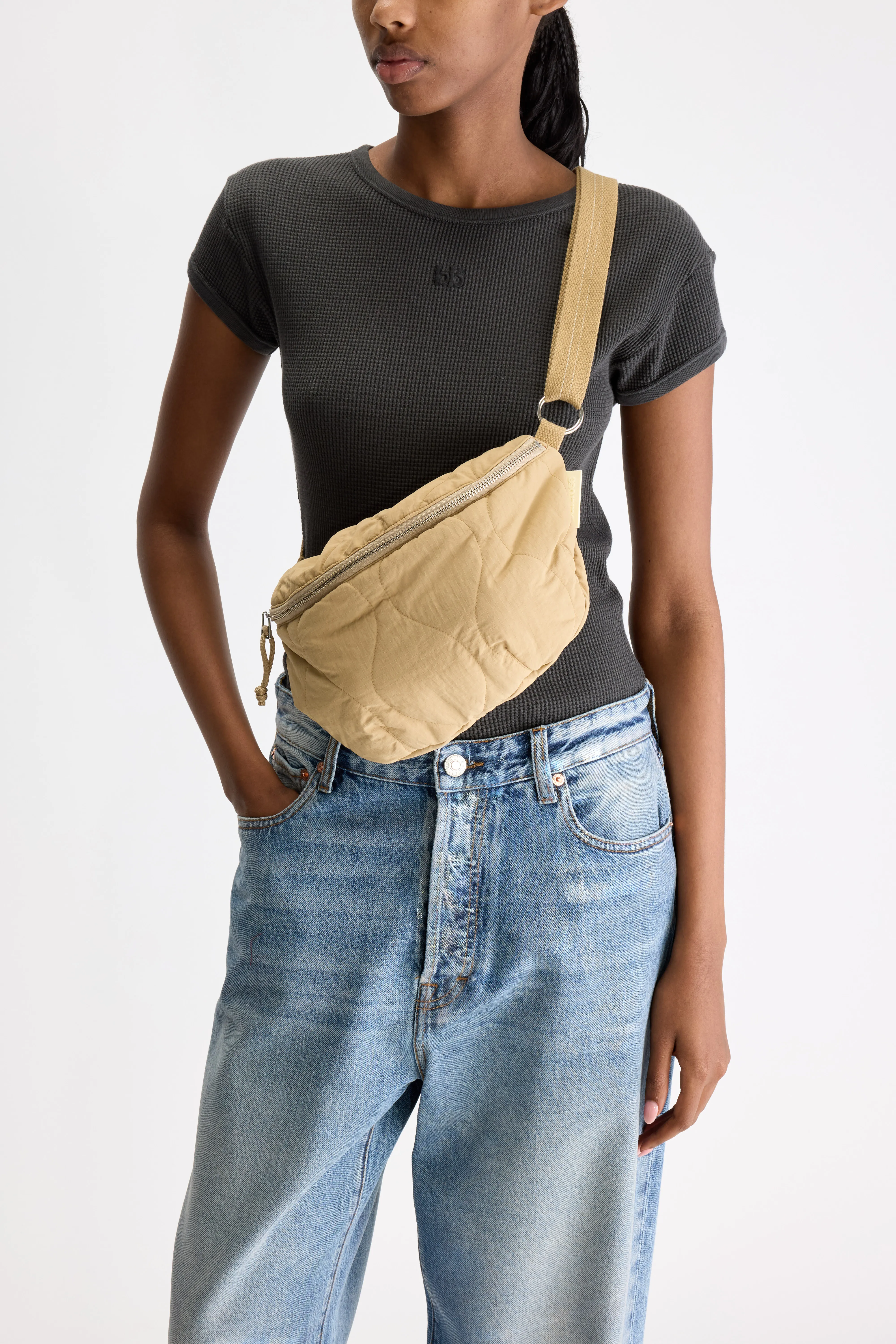 Bellerose Hosie sling bag (261 / W / RAFIA)