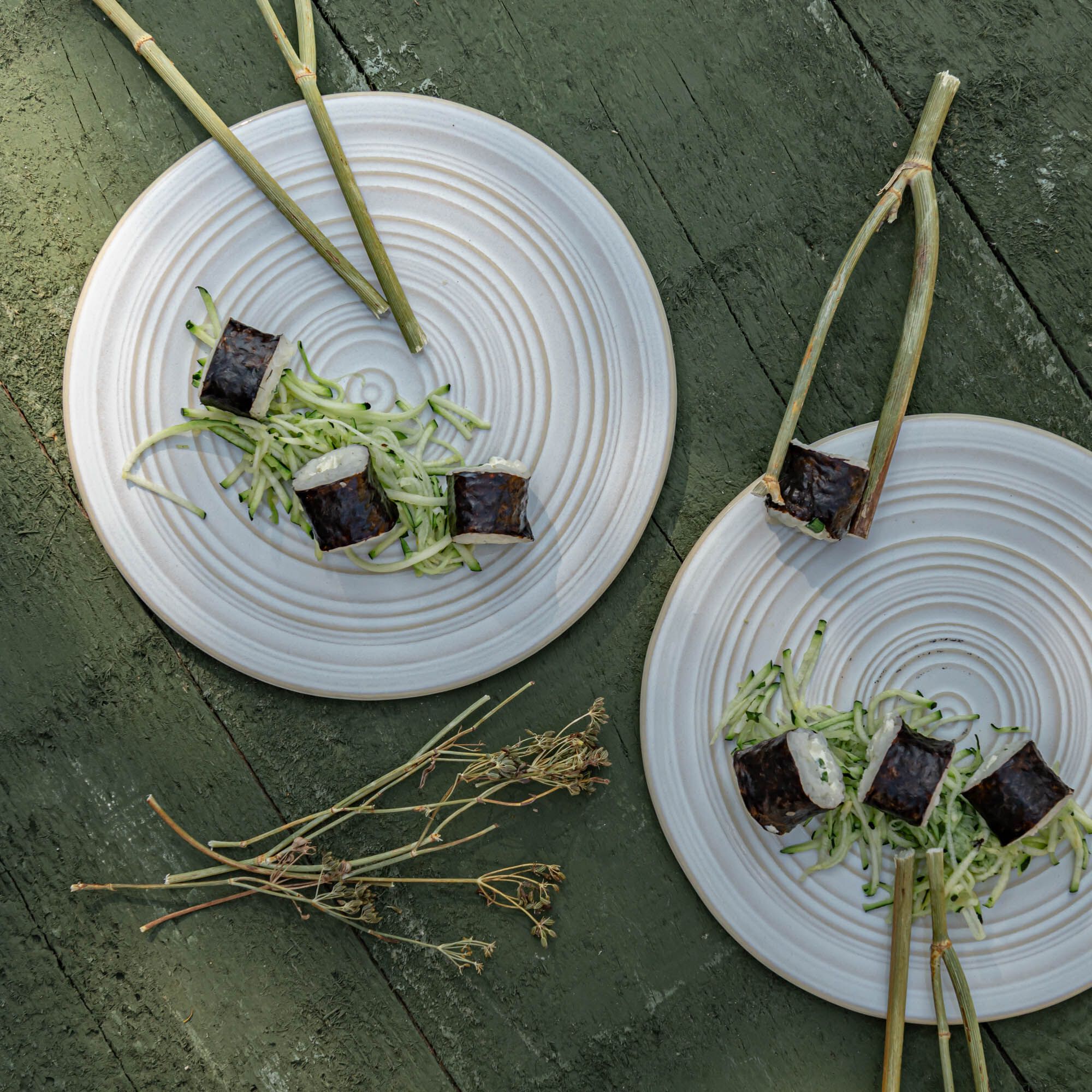 SPIRAL - Dessous de plat en grès D21cm - blanc