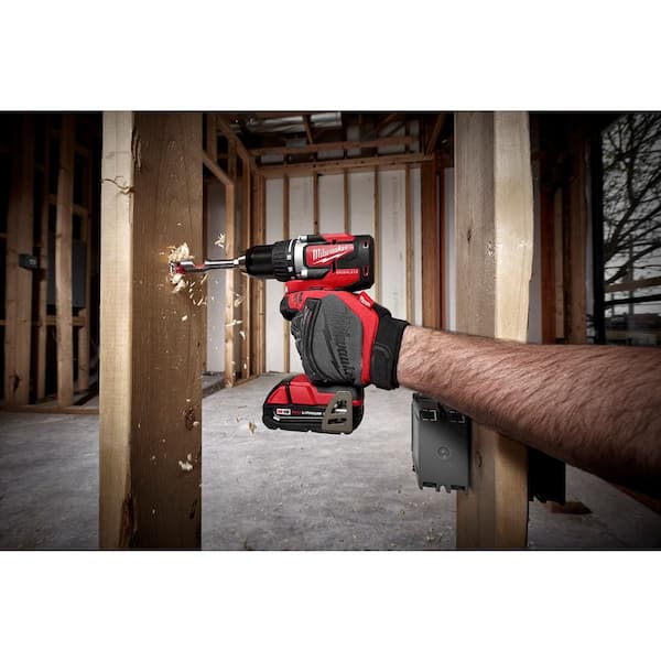 M18 18V Lithium-Ion Brushless Cordless Compact Drill/Impact Combo Kit (2-Tool) W/ (2) 2.0Ah Batteries, Charger & Bag - Image 5