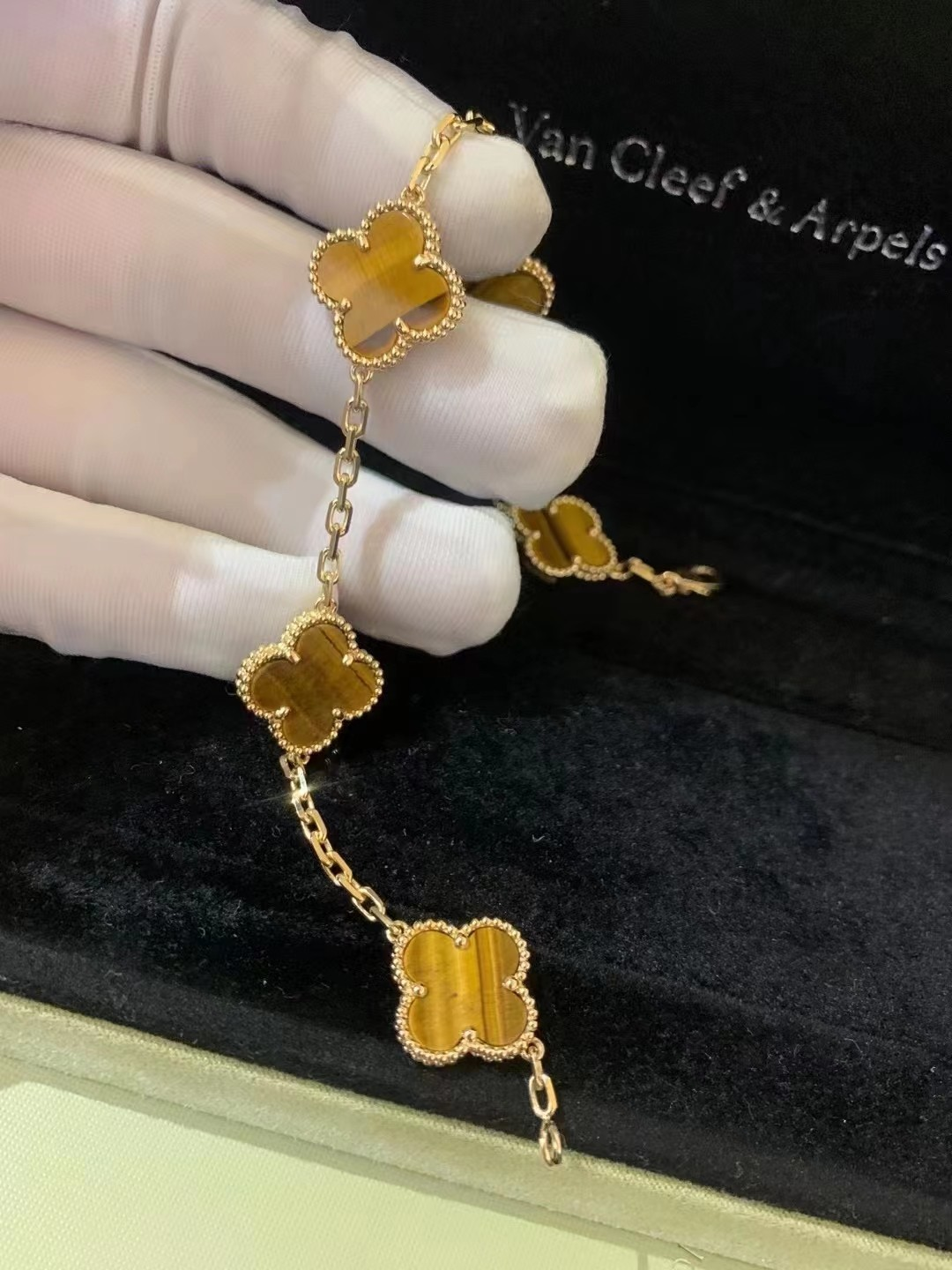 VCA Tiger Eye Vintage Alhambra Bracelet 5 Motifs - Original Replica Club