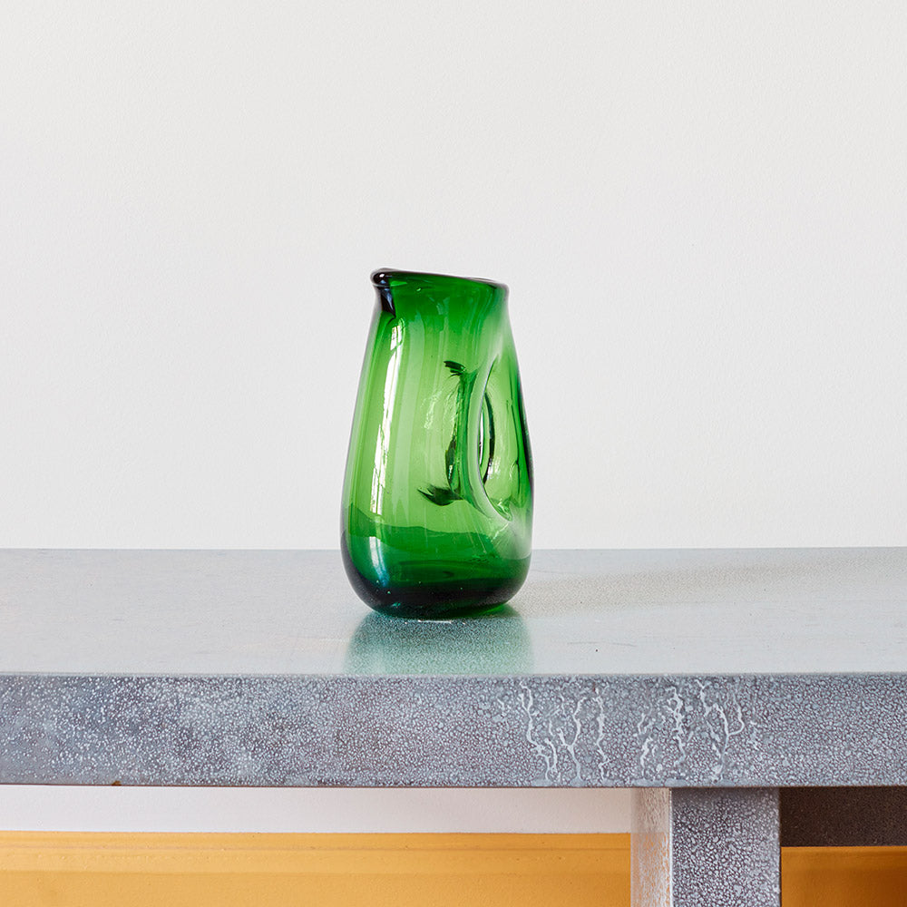 Carafe en verre soufflé - Vert