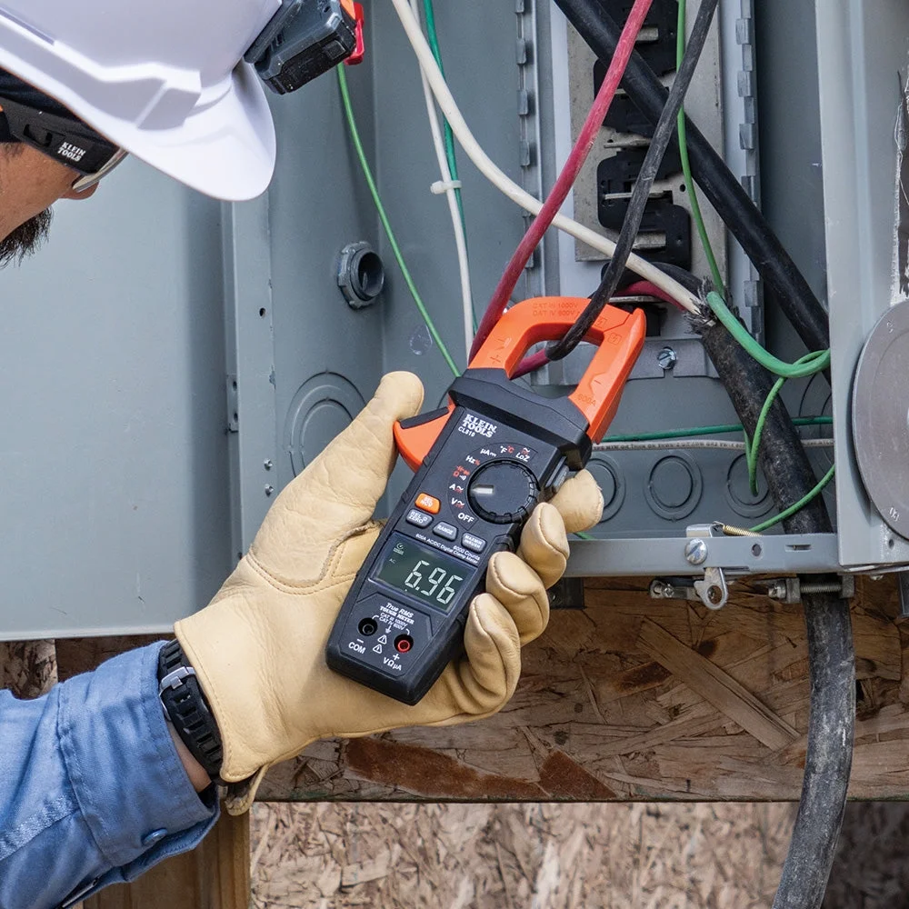 Klein Tools CL810 600A AC/DC Auto-Ranging Digital Pro Clamp Meter with - Image 8