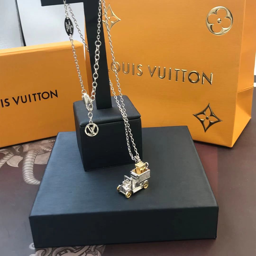 Louis Vuitton Men Necklace in Silver - Original Replica Club