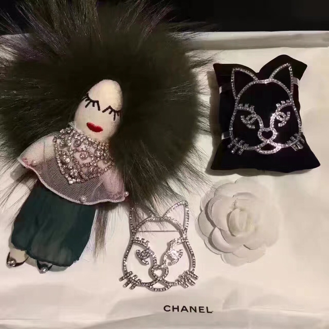 Chanel Cat Brooch - Original Replica Club
