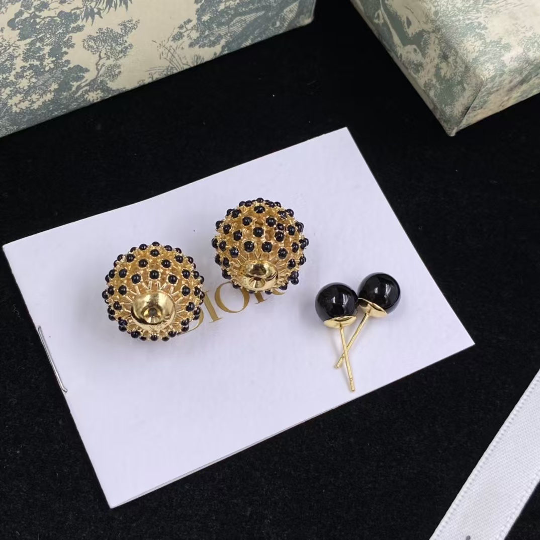 Dior Black Stud Earrings - Original Replica Club