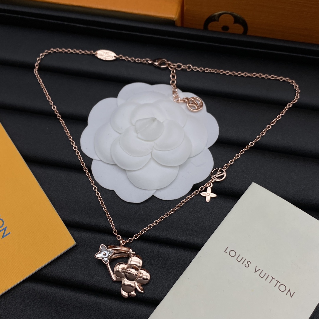 Louis Vuitton New Pendant Necklace - Original Replica Club