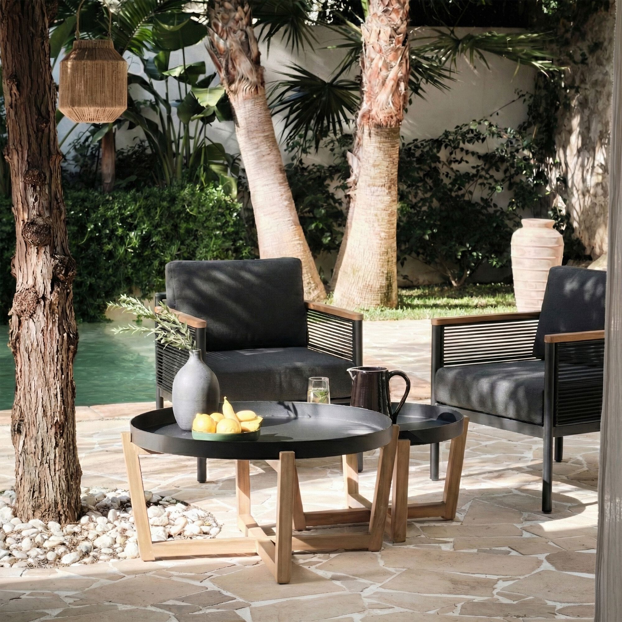 BLAYEUL / IZALIE - Salon de jardin en métal, acacia et corde - noir (2 places)