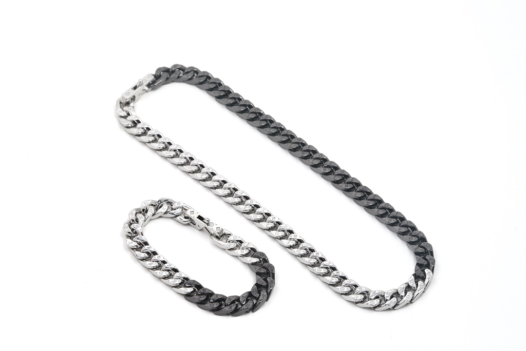 Louis Vuitton Half Black Half Silver Cuban Monogram Necklace - Original Replica Club