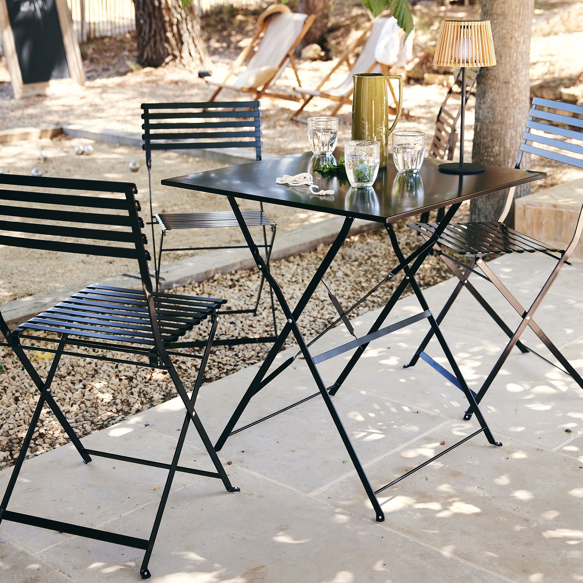 CERVIONE - Table de jardin pliante en acier - noir (2 places)