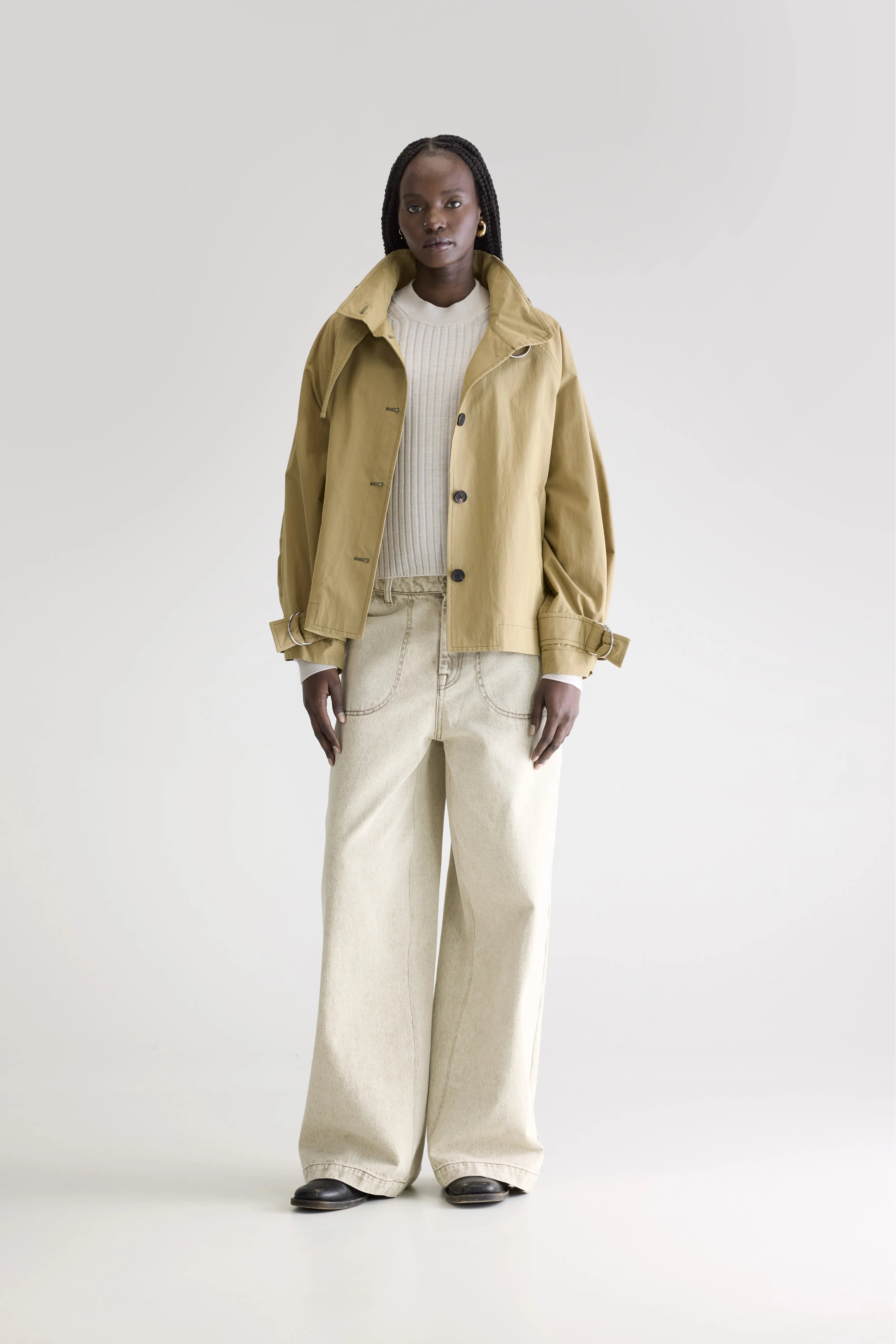 Bellerose Hubble light brown trench (252 / W / SOIL)