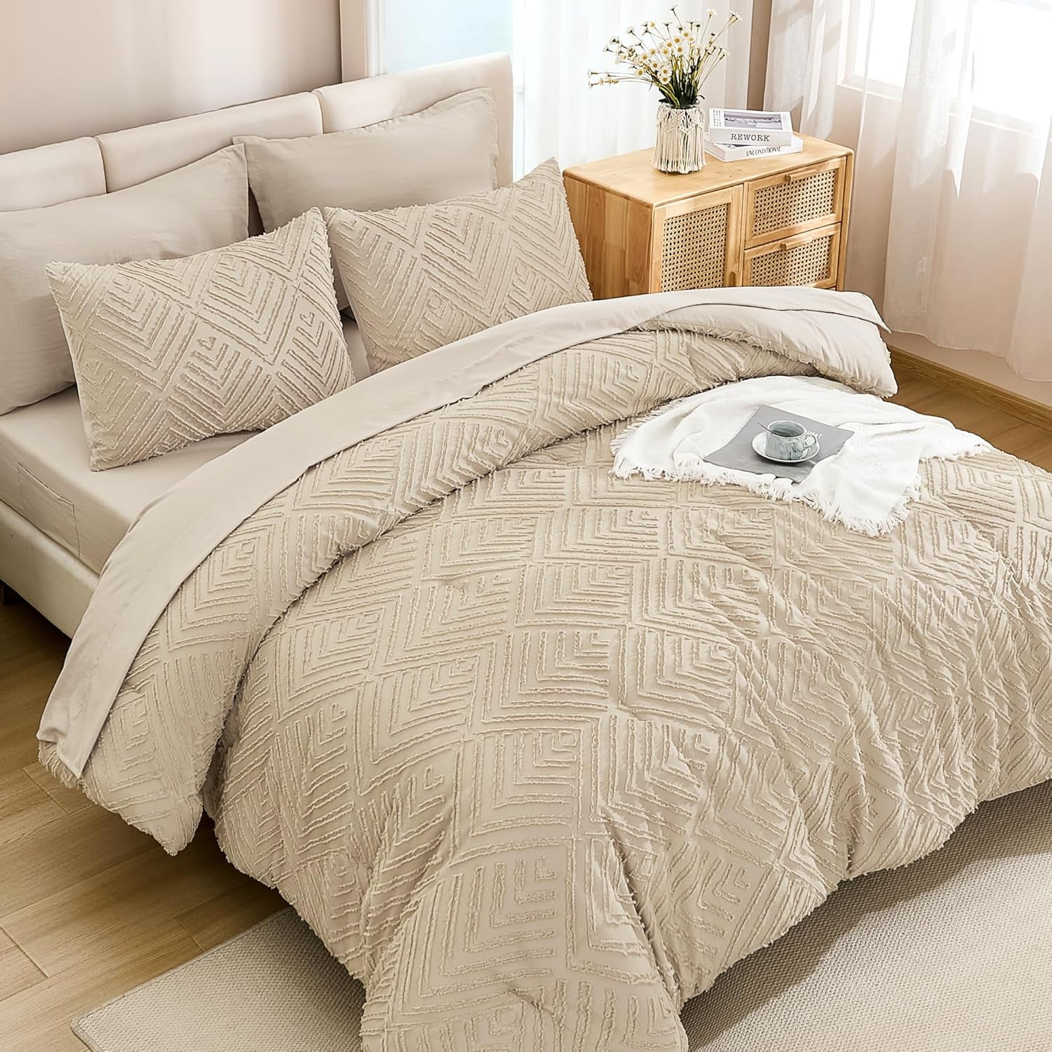 Queen Comforter Set 7 Piece Dark Emerald Green - Bed in a Bag Queen Boho Lightweight Fluffy Tufted Bedding Sets with Comforter, Sheets, Pillowcases & Shams - Image 26